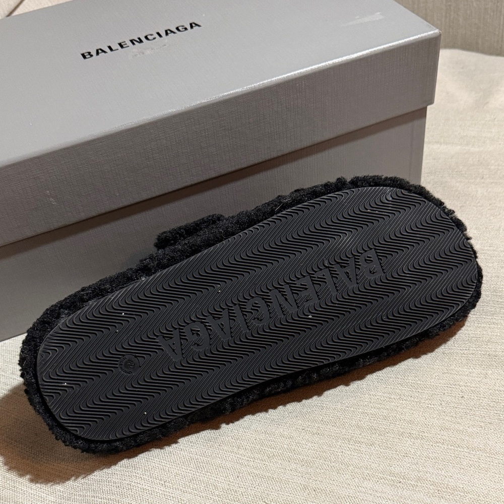 Balenciaga Black Furry Sandals - Picture 6 of 9